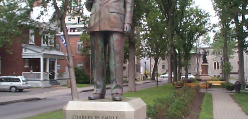 monument charles de gaulle