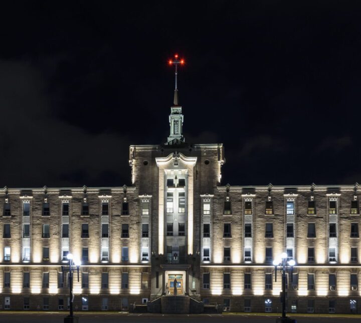 Parcours d’accueil de la capitale : le Collège de Champigny illuminé