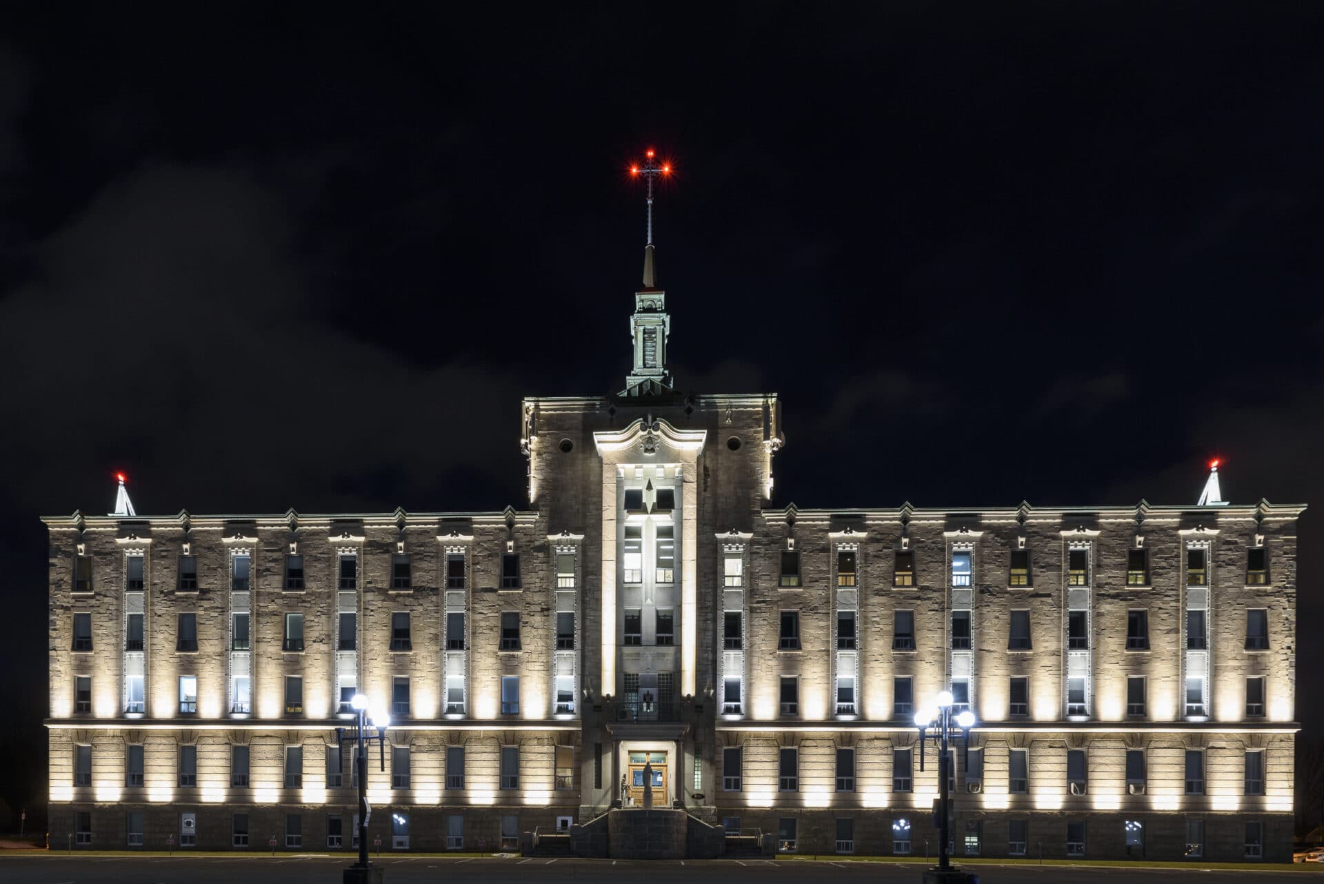 Parcours d’accueil de la capitale : le Collège de Champigny illuminé