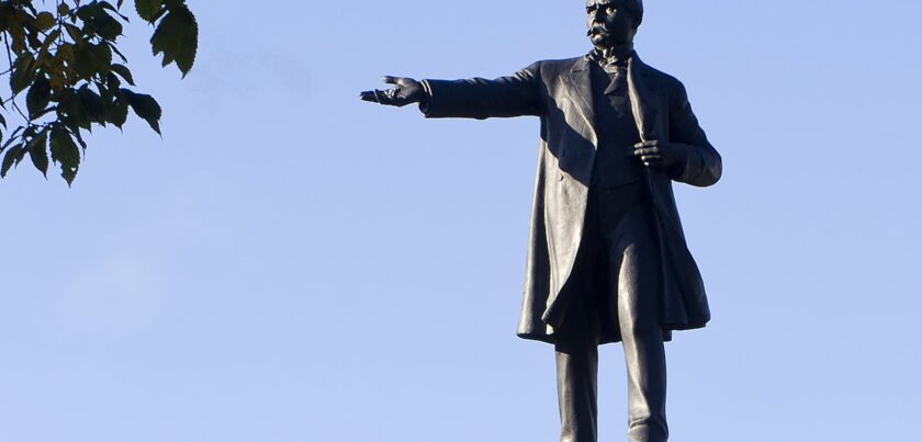 monument honoré mercier