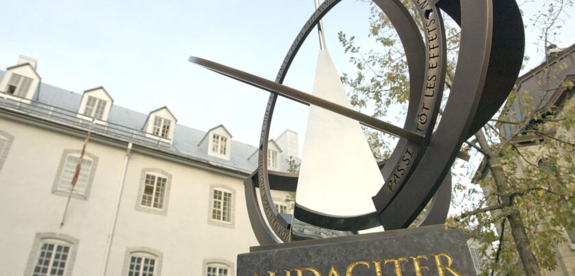 monument 350e séminaire québec